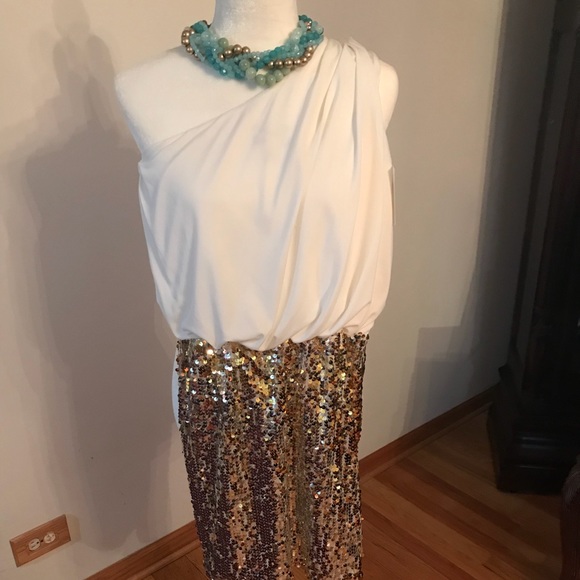 Dresses & Skirts - New Dress great for any night out.